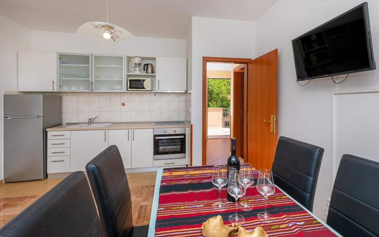 Apartments Bralovic Орашац Екстериор снимка