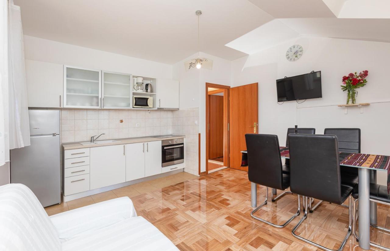 Apartments Bralovic Орашац Екстериор снимка
